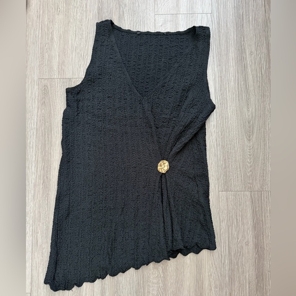 Tops - Elegant Black Women's Top with Button Detail